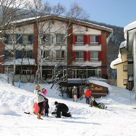 ヴィラ　アルペン 山ノ内町 エクステリア 写真